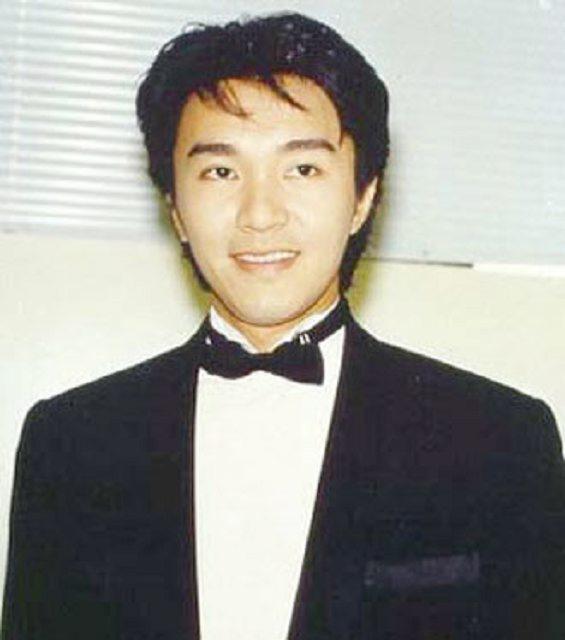 盘点朱茵和周星驰的恩怨情仇（那段痛苦却感人的爱恋）(1)