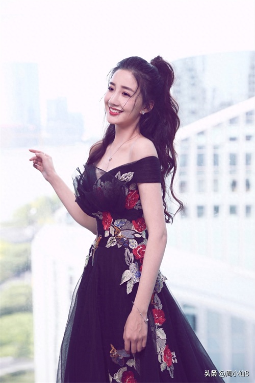 明星陈欣予,娱乐圈女演员,被誉为“胶原蛋白女神”