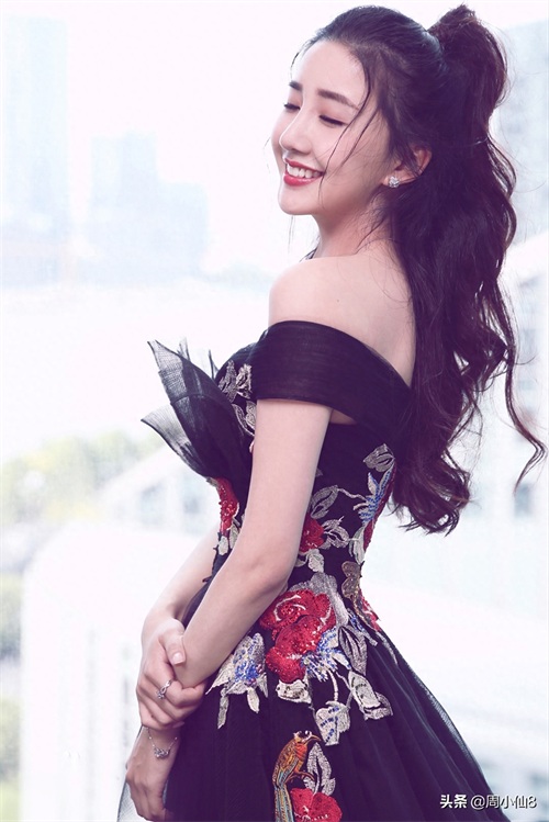 明星陈欣予,娱乐圈女演员,被誉为“胶原蛋白女神”