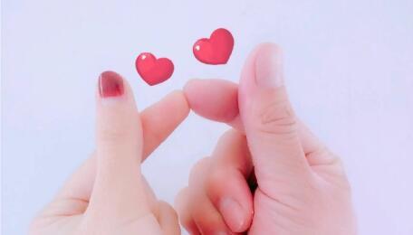 情侣官宣文案一人一句分享