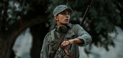 ​娱乐圈这六位硬汉“接班人”，个个一身正气，取代浓妆艳抹的男星