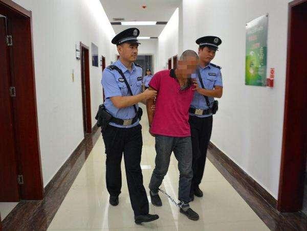 看守所里的生活是怎样的?看看过来人是如何描述的?(看守所里的生活)(1)