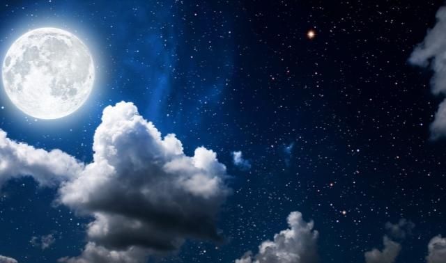 发超级月亮朋友圈的配句