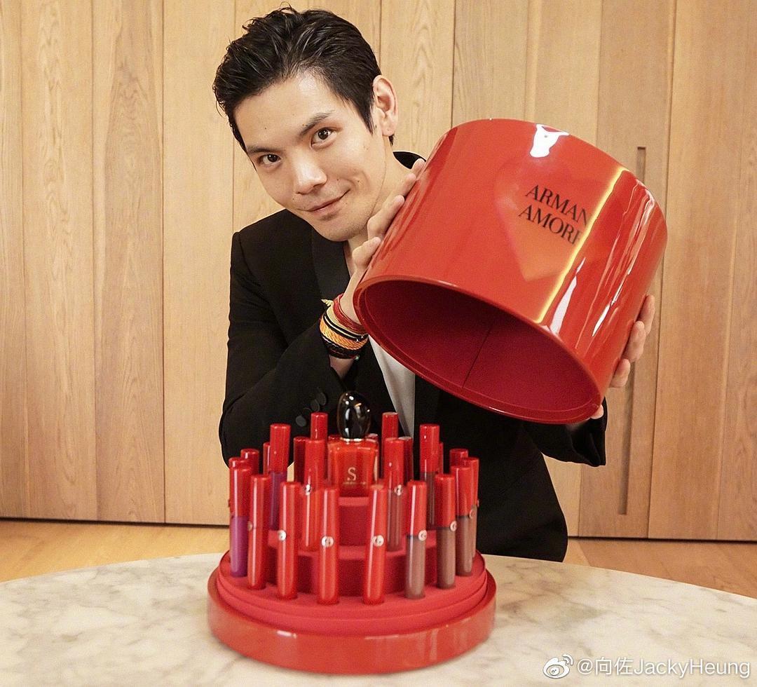 向佐个人资料写真作品