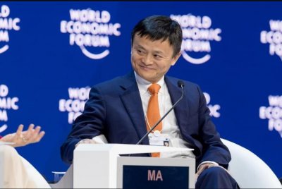 ​被国家3次警告，马云究竟干了啥？专家道出实情，这个人真的飘了