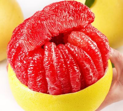 柚子里面长黄胶能吃,红心柚是秋天常见的水果之一吗图3