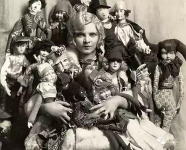 ​猎奇：7种鬼娃娃，竟然专门有人收藏！