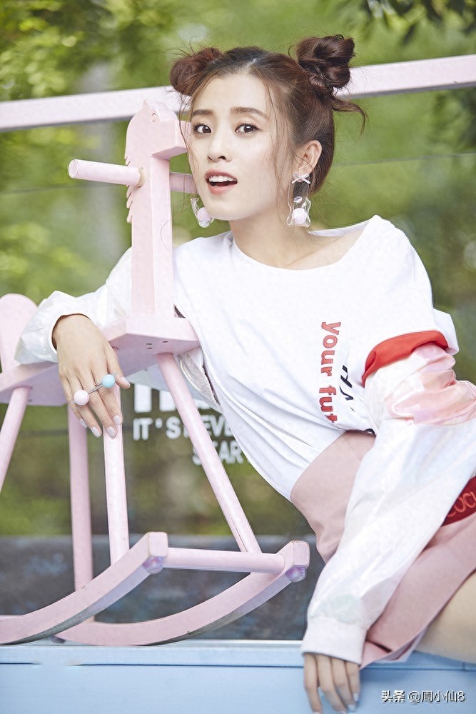 明星李若嘉,娱乐圈影视女演员,是具有实力的艺人