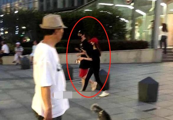 被曝新恋情的王思聪(甜仇官宣与王思聪分手)(8)