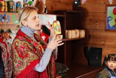 ​东北最洋气的农村？全村都是外国人，街上全是高鼻梁的白人美女