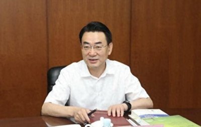 ​中国兵器装备集团有限公司董事长、徐宪平简历