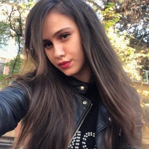 ​环球美女：玛丽亚·巴卡洛娃（Maria Bakalova）