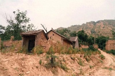 ​真实故事：一桩冤案，两个家族后代遭报应