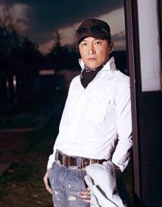 ​赵燕国彰：农村走出来的著名演员，娶瑞典籍妻子后来怎样了？