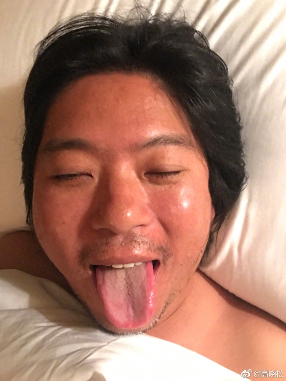 笑到想炸！高晓松的神级自拍合集