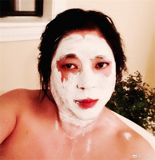 笑到想炸！高晓松的神级自拍合集