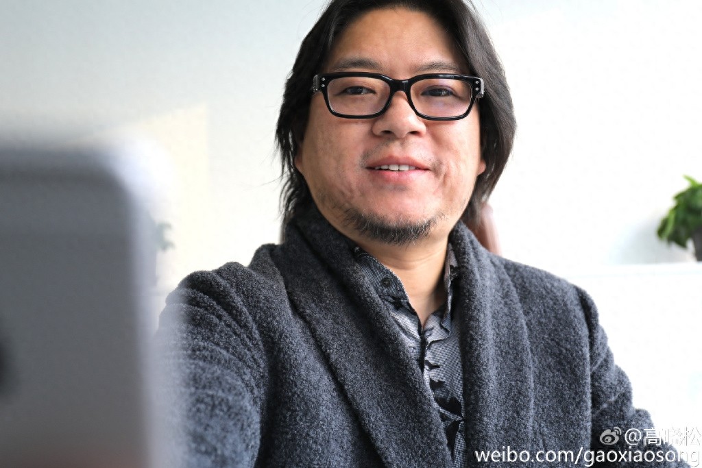 笑到想炸！高晓松的神级自拍合集