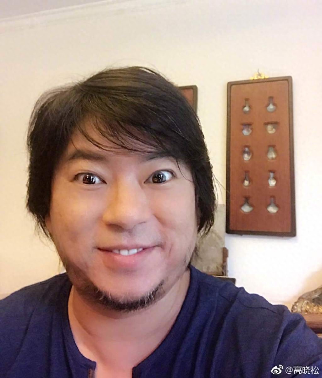 笑到想炸！高晓松的神级自拍合集