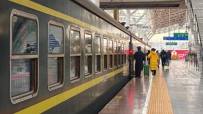 ​时速60公里，全程22块5！从合肥到芜湖，他们为何选择这趟“慢火车”？