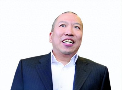 ​香港软饭王陈振聪：15年骗走女首富32亿，差点吞掉她800亿财产