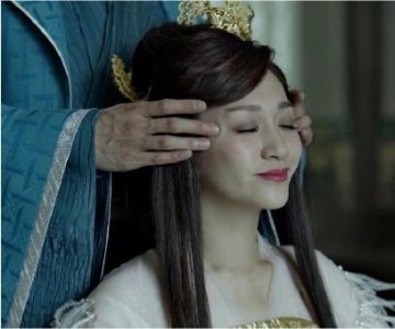 ​李小冉凭庆余年翻红？曾被赵宝刚狠批不上进，陷出轨风波两度流产