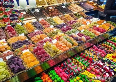 ​80万开店，3个月就倒闭！遍布全国的数万家零食店，开始割韭菜了