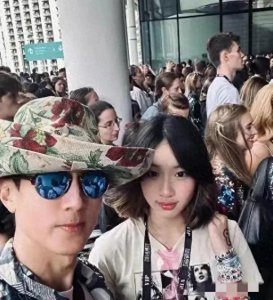 ​吴尊晒女照，Neinei亭亭玉立惊艳全网，父爱爆棚让人羡慕