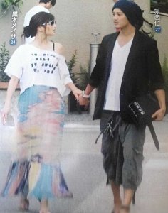 ​11年婚姻无果！赤西仁黑木明纱圣诞节官宣离婚，洛杉矶豪宅已售