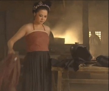 ​女一号到“通缉犯”，那个泼辣的“孙二娘”梁丽，如今怎么样了？