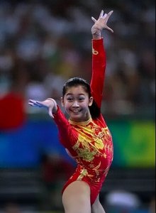 ​2008年奥运体操冠军江钰源：母亲告诉她，不练体操全家只能去要饭