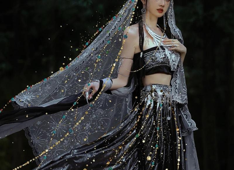 恋爱动漫（恋爱动漫男主）