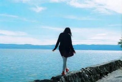 ​描述时间过得很快的句子，岁月流逝的唯美句子