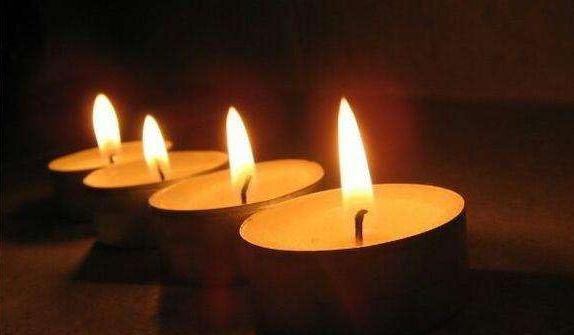 对逝世的亲人的哀悼的句子