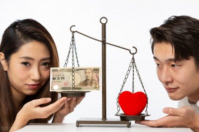 ​爱情与金钱：能否交织出幸福乐章？