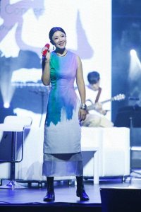 ​娱见·人物|叶蓓：“听说独写”，自成一“浪”