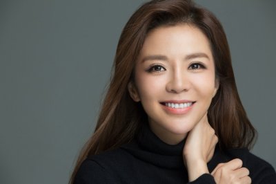 ​癌症复发隐退？央视名嘴朱迅出书辟谣：我打算活到120岁