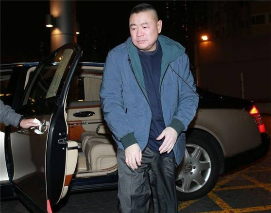 向华强怕哪四个人除了刘銮雄还有谁？ 向华强不敢惹的人竟然有他