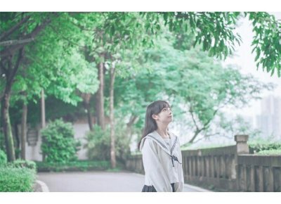 ​越往底层越恶，所以，一定要努力往上爬，既是为自己，更是为孩子