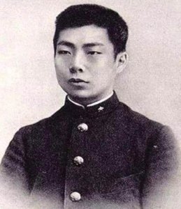 ​鲁迅葬礼现场照：图六遗照面容非常憔悴，图八是鲁迅生前最后照片