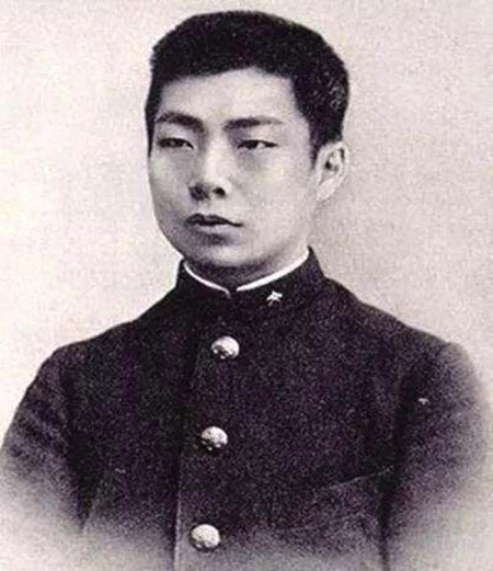 鲁迅葬礼现场照：图六遗照面容非常憔悴，图八是鲁迅生前最后照片