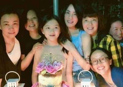 ​李嫣的牙齿是怎么回事(王菲女儿李嫣唇腭裂的原因)