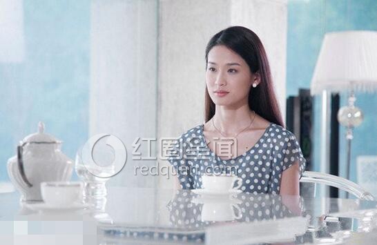 屈菁菁演过三级么 屈菁菁老男孩床戏曝光