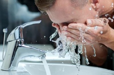 ​冬天里皮肤干燥应该如何是好?