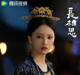 ​都是武大校花差距怎么这么大？一个灵气不再，另一个却口碑逆转