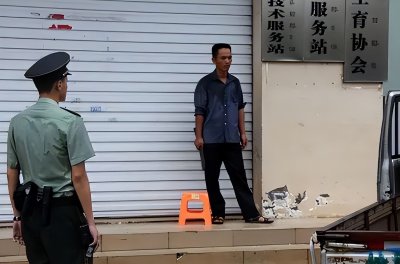 ​广西计生局6名领导被砍，造成2死4伤，只因凶手交不起8万罚款