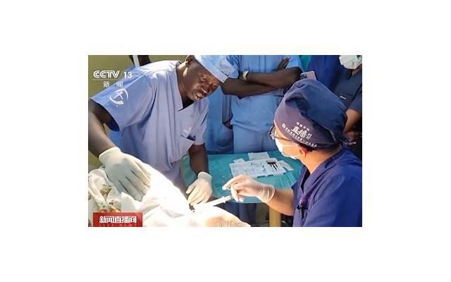 频繁放屁，是肝不好？医生：放屁多，这6个“诱因”切莫忽视