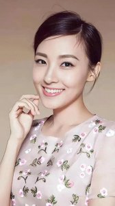 ​郑罗茜：时光淬炼的荧幕棱镜！