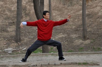 ​手握超1000亿元现金！不差钱！阿里为何还要选择赴港上市？