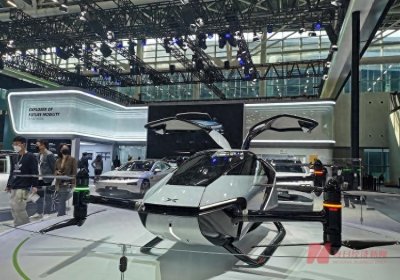 ​“打飞的”照进现实！单程票价上千元！车企“抢跑”低空经济