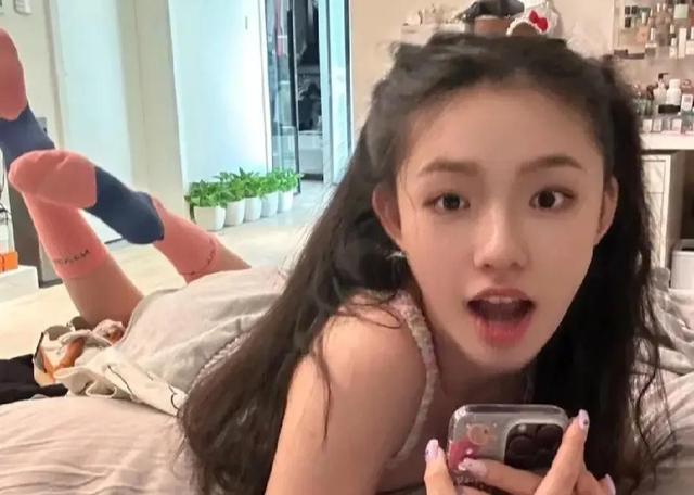 林允删除争议发言动态 这“言论”还能洗白吗？  